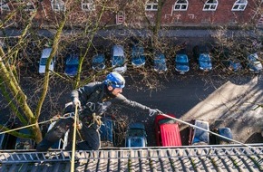 Industrie Kletterer Hamburg: Dachentwässerungssysteme: Vorbeugen ist besser als Nachsorgen