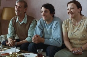 ZDFneo: Migrationsgeschichte der anderen Art im ZDF: Kleines Fernsehspiel "Luks Glück" von Ayse Polat (BILD)