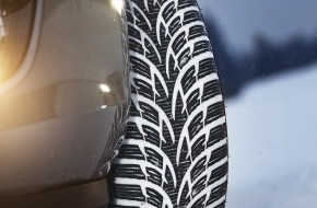 Nokian Tyres: Neue Nokian WR Winterreifen - einzigartige Sicherheit und sorgloser Fahrgenuss als meisterhaftes Duett / Matschschleuder schleudert Matsch und Wasser weg und schützt vor Schneematsch-Aquaplaning
