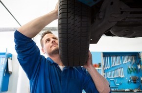 DVAG Deutsche Vermögensberatung AG: Sicher unterwegs von Oktober bis Ostern: Manche Autofahrer riskieren mehr als gedacht