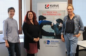 Kreispolizeibehörde Kleve: POL-KLE: "Kurve kriegen": Gemeinsames Projekt der Kreispolizeibehörde Kleve mit dem Berufsbildungszentrum des Kreises Kleve