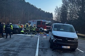 Polizeidirektion Kaiserslautern: POL-PDKL: Unfall - Autofahrerin schwer verletzt