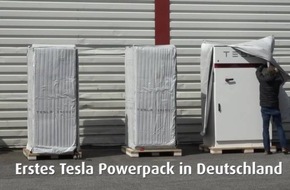 Tradition trifft Innovation: LichtBlick installiert Großbatterie Tesla Powerpack bei Schlüter & Maack