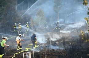 Freiwillige Feuerwehr Olsberg: FF Olsberg: Gro&szlig;einsatz in Olsberg - Bigge bei Waldbrand 180 Kr&auml;fte im Einsatz
