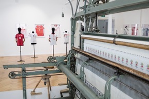 Dressed to Win. Women, Football &amp; Textiles - Sonderausstellung im Textilmuseum eröffnet