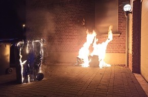 Freiwillige Feuerwehr Bedburg-Hau: FW-KLE: Mülltonnenbrände in der Nacht