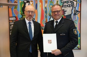 Ministerium f&uuml;r Inneres und Bau Mecklenburg-Vorpommern: IM-MV: Innenminister Pegel ernennt Lutz M&uuml;ller offiziell zum Inspekteur der Landespolizei