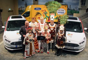 Elektro-Premiere beim Kölner Rosenmontagszug: Ford transportiert Kamelle erstmals elektrisch (FOTO)