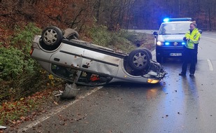 Polizeiinspektion Hameln-Pyrmont/Holzminden: POL-HM: Verkehrsunfälle am Wochenende(Zusammenfassung)