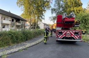 Feuerwehr Bochum: FW-BO: Feuerwehr rettet zwei Bewohner bei Wohnungsbrand im Bochum-Werne