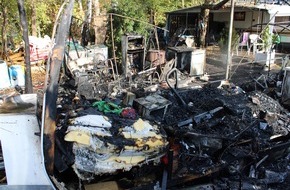 Polizeipräsidium Hamm: POL-HAM: Wohnwagen brennt vollständig aus