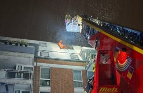 Kreisfeuerwehrverband Pinneberg: FW-PI: Dachgeschossbrand in der Straße Krähenhorst - 43 Personen unverletzt gesichtet