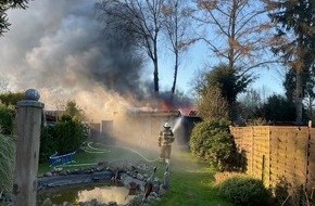 Feuerwehr Dortmund: FW-DO: Brennende Gartenlaube in Menglinghausen