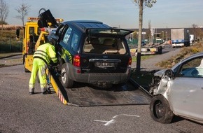 Polizei Rhein-Erft-Kreis: POL-REK: Auffahrunfall mit zwei Verletzten - Frechen