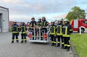 FFW Gemeinde Schwalmtal: FFW Schwalmtal: Hoch hinaus f&uuml;r die Sicherheit - Drehleiterausbildung bei der L&ouml;schgruppe Hehler
