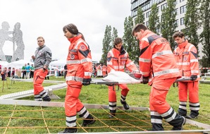 Johanniter Unfall Hilfe e.V.: Die besten Retter Deutschlands sind gekürt / Johanniter veranstalteten Wettkampf in Erster Hilfe und Notfallrettung