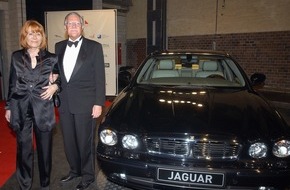 Jaguar Land Rover Deutschland GmbH - Presse Jaguar: "Good Bye, Lenin!" als Europäischer Film 2003 ausgezeichnet