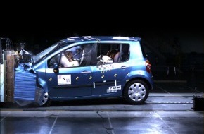 Renault Suisse SA: Un septième véhicule Renault primé pour sa sécurité - MODUS: première "petite" voiture à décrocher "5 étoiles" Euro NCAP