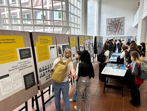 POL-DO: Völkermord an Sinti und Roma: &quot;Ausstellung im Polizeipräsidium ist eine Einladung mutig zu ein&quot;