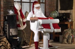 Miele & Cie. KG: Warum der Weihnachtsmann mit Miele bügelt / Wäschepflege-Tipps vom Nordpol