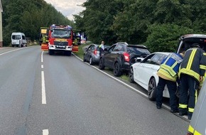 Feuerwehr Detmold: FW-DT: Verkehrsunfall auf der Bielefelder Straße