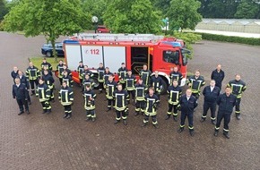 Freiwillige Feuerwehr Bedburg-Hau: FW-KLE: Grundausbildung in Bedburg-Hau: Feuerwehrnachwuchs schließt Prüfung erfolgreich ab