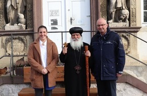 Kreispolizeibehörde Höxter: POL-HX: Vertrauen schaffen über Religionen und Kulturen hinweg / Klaus Geiser ist der "Kontaktbeamte für interkulturelle und -religiöse Angelegenheiten" der Polizei im Kreis Höxter