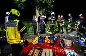 Feuerwehr Iserlohn: FW-MK: Verkehrsunfall mit eingeklemmter Person