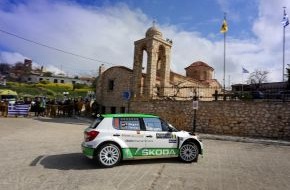 Skoda Auto Deutschland GmbH: "Circuit of Ireland Rally": SKODA Fahrer wollen für Osterüberraschung sorgen (FOTO)