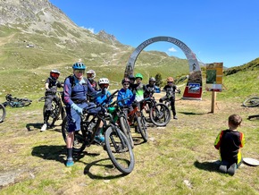 Voll im MTB-Flow: Neuer Flowtrail Wurzenbord auf der Bettmeralp eingeweiht!