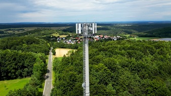 Deutsche Telekom AG: Telekom nimmt 100 neue Mobilfunkstandorte in Betrieb