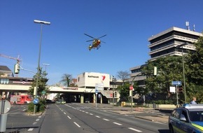 Feuerwehr Iserlohn: FW-MK: Rettungshubschrauberlandung am Theodor-Heuss-Ring