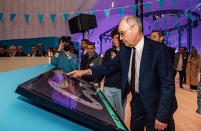 Ferris B&uuml;hler Communications: Ph&auml;nomena startet Tour durch die Schweiz