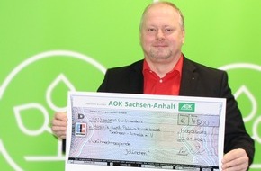 AOK Sachsen-Anhalt: AOK-Beschäftigte spenden an Hospiz- und Palliativverband Sachsen-Anhalt e.V.