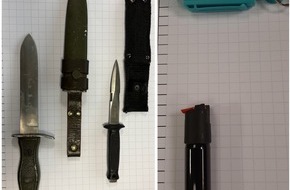 Bundespolizeidirektion Sankt Augustin: BPOL NRW: Bundespolizei findet Kampfmesser, zweiseitig geschliffenes Messer und Pfefferspray