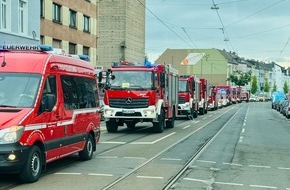 Freiwillige Feuerwehr Hünxe: FW Hünxe: Überörtliche Hilfeleistung im Stadtgebiet Krefeld