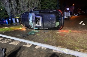 Polizei Duisburg: POL-DU: Bergheim: Audi kommt von Fahrbahn ab - Anzeige