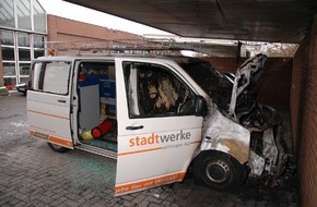 Polizeidirektion Göttingen: POL-GOE: (1450/2008) Unbekannte verüben Brandanschläge auf sechs Servicefahrzeuge der Göttinger Stadtwerke - Rund 150.000 Euro Schaden
