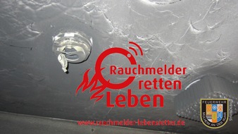 Feuerwehr Mülheim an der Ruhr: FW-MH: Brennendes Essen auf Herd sorgt für Feuerwehreinsatz in Mülheim-Styrum - Aufmerksame Nachbarn sowie ein ausgelöster Heimrauchmelder verhindern Schlimmeres