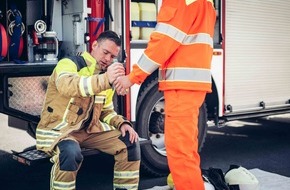 Feuerwehr Dresden: FW Dresden: Anhaltende Hitze sorgt erneut f&uuml;r hohe Belastung von Rettungsdienst, Feuerwehr und Leitstelle