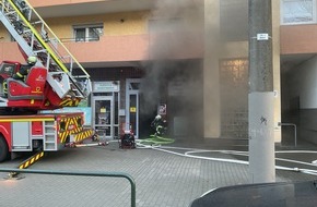 Feuerwehr Dortmund: FW-DO: Gebäudebrand in Körne
