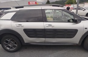 Polizeiinspektion Hameln-Pyrmont/Holzminden: POL-HM: Polizei sucht Zeugen nach Verkehrsunfallflucht in Bodenwerder