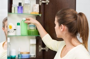 Industrieverband Körperpflege- und Waschmittel e.V. (IKW): Mit Beauty-Vorsätzen ins neue Jahr: Hygiene und Ordnung im Badezimmer