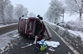 Polizeidirektion Worms: POL-PDWO: 3 Personen bei Unfall leicht verletzt