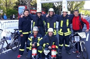 Feuerwehr Düsseldorf: FW-D: Feuerwehrmann läuft Marathon in kompletter Schutzausrüstung