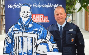Polizeiinspektion Emsland/Grafschaft Bentheim: POL-EL: Nordhorn - Deutscher Engagementpreis 2018 

Ehrung eines Feuerwehrmannes aus dem Team "Abgefahren - Wie krass ist das denn?"