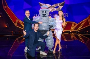 ProSieben: Bauchgef&uuml;hl trifft auf Logik. Verona Pooth und Chris Tall r&auml;tseln ab Mittwoch, 16. September, bei "The Masked Singer" auf ProSieben