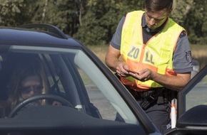 Hauptzollamt Erfurt: HZA-EF: Zoll stellt über 500 E-Zigaretten sicher / Familie macht Großeinkauf in Tschechien und muss 800 Euro Steuern zahlen