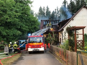 KFV Bodenseekreis: Hoher Sachschaden bei Wohnhausbrand in Heiligenberg-Katzensteig