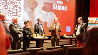 Bundesverband Mineralische Rohstoffe e.V. - MIRO: Palmer lobt Film zum B&uuml;rokratieabbau: Brillant, weil er die Kernthemen herausarbeitet